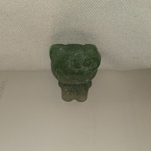 Hello Kitty 1.2" green fluorite figurine